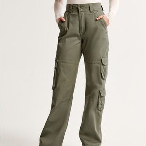 Relaxed Cargo Pant - Olive
